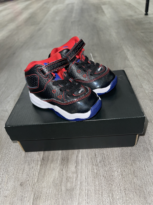 Shoe