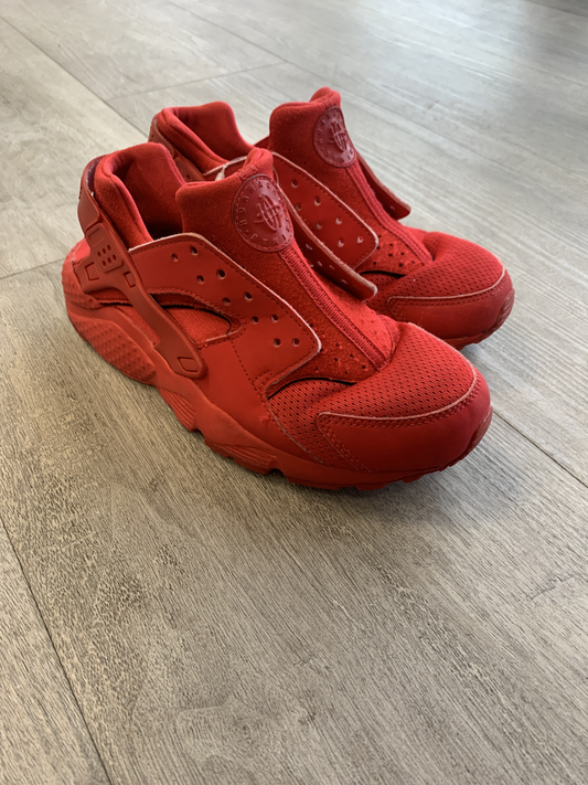 Tennis Shoes