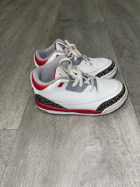 Tennis Shoes