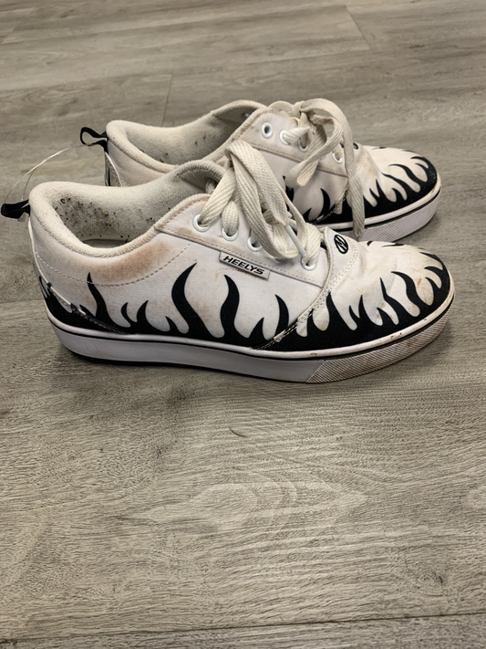 Tennis Shoes