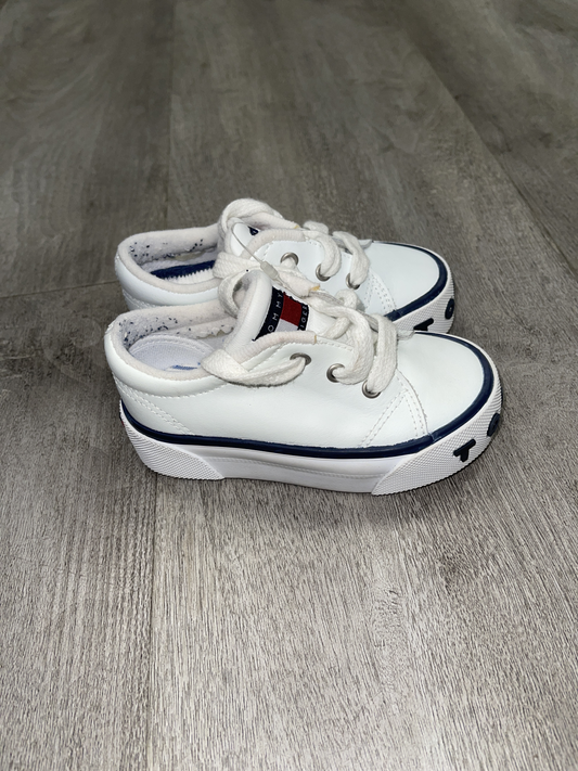 Tennis Shoes