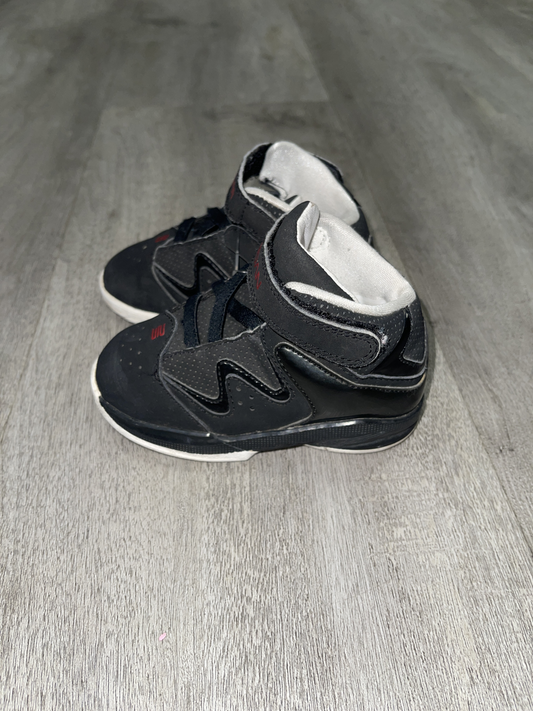 Tennis Shoes